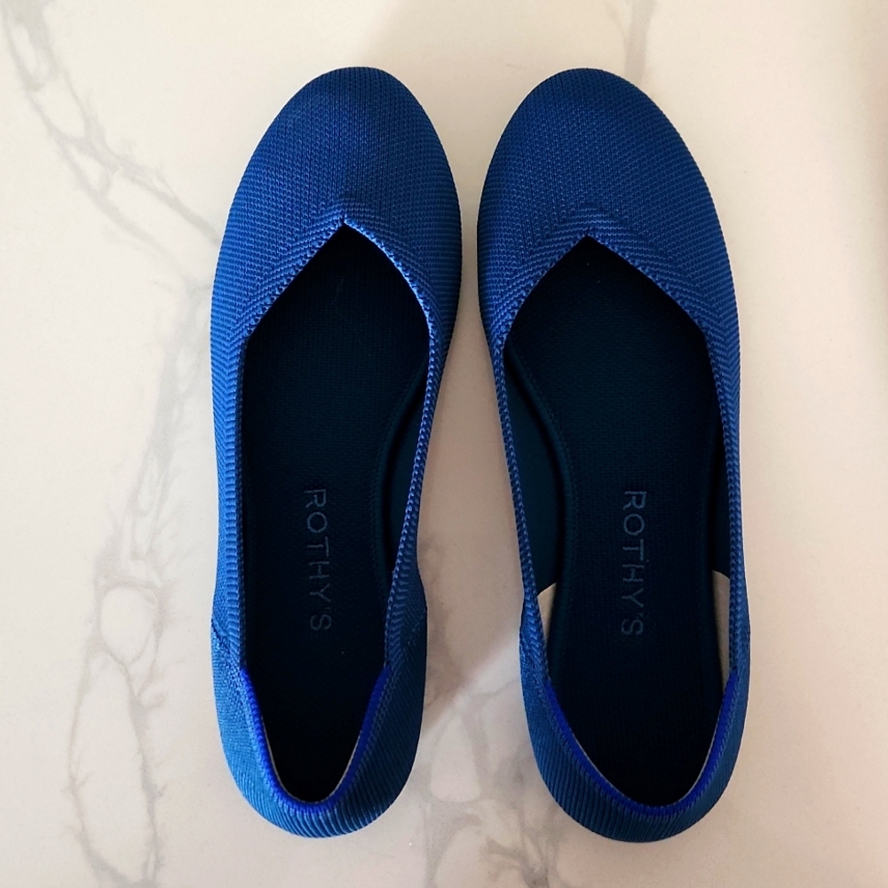 Rothy's round toe